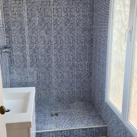 Duplex Centre160m2 Climatisation 3 Avec Parking 아파트