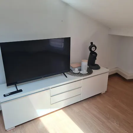 Duplex Centre160m2 Climatisation 3 Avec Parking Daire
