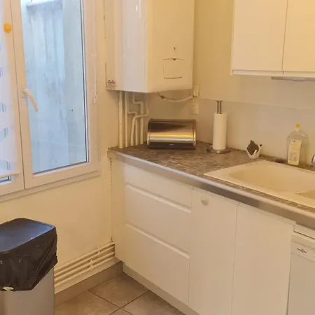 Daire Duplex Centre160m2 Climatisation 3 Avec Parking Nîmes