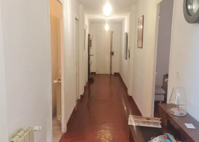 Daire Duplex Centre160m2 Climatisation 3 Avec Parking Nîmes