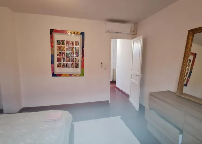 Duplex Centre160m2 Climatisation 3 Avec Parking Daire *